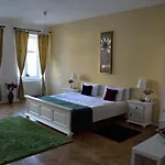 Aparthotel Casa Krone - Piata Sfatului 3*