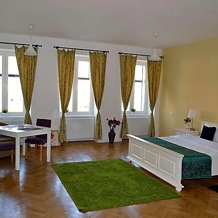 Casa Krone - Piata Sfatului Ξενοδοχείο με διαμερίσματα