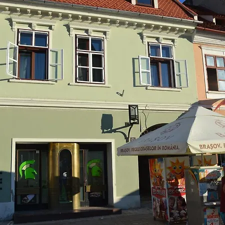 Casa Krone - Piata Sfatului アパートホテル 3*