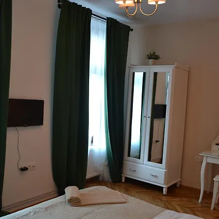Casa Krone - Piata Sfatului Ξενοδοχείο με διαμερίσματα Μπρασόβ