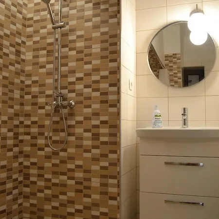 Casa Krone - Piata Sfatului アパートホテル 3*