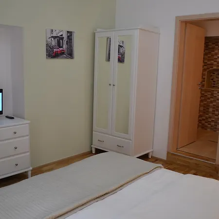 Casa Krone - Piata Sfatului Aparthotel