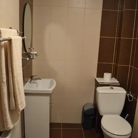 Casa Krone - Piata Sfatului 3* Μπρασόβ