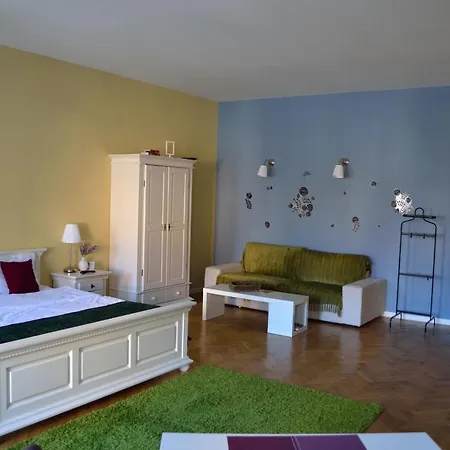 アパートホテル Casa Krone - Piata Sfatului 3*