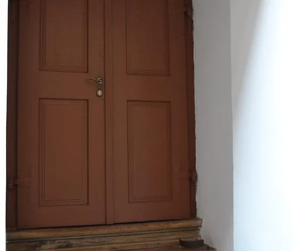 Casa Krone - Piata Sfatului Aparthotel 3*