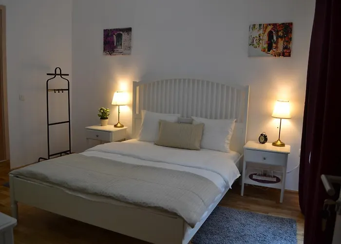 Casa Krone - Piata Sfatului Aparthotel Brasov