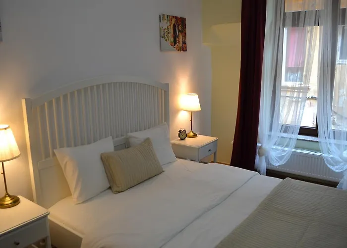 Casa Krone - Piata Sfatului 3*