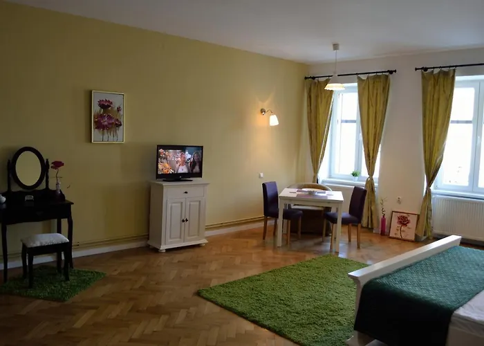 Апарт-готель Casa Krone - Piata Sfatului Брашов